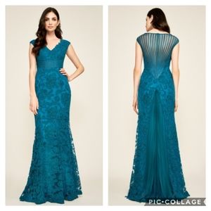 Tadashi Shoji Cap Sleeve Metallic Lace Gown Pine